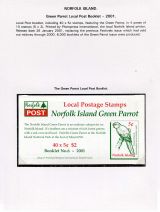18 Norfolk Island - Green Parrot Local Post booklet 2001